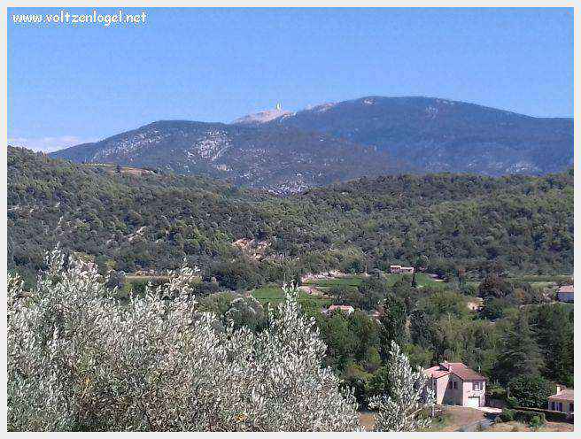 Entrechaux au Pays Ventoux