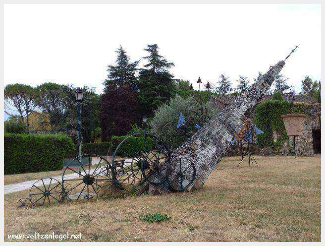 Vaison-la-Romaine, le meilleur du Jardin des 9 Damoiselles, la Ferme des Arts