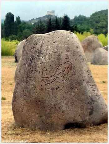 Sculptures de granit à Vaison-la-Romaine