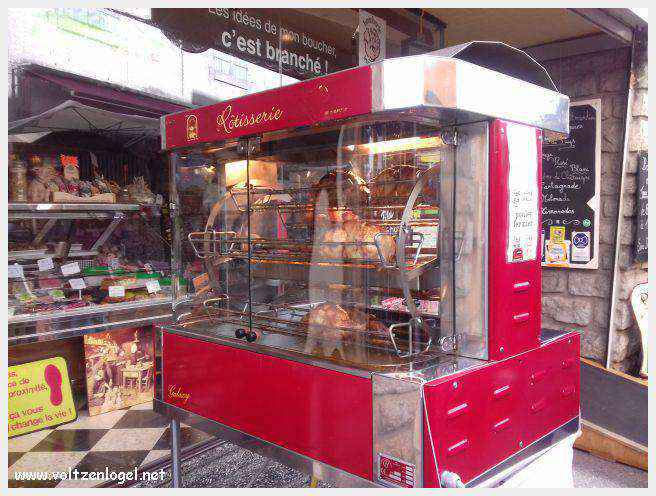 Canoë dans les Gorges de l'Ardèche à Vallon Pont d'Arc