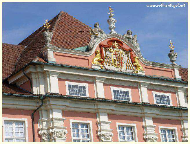 Intérieur richement décoré du château-fort de Meersburg.