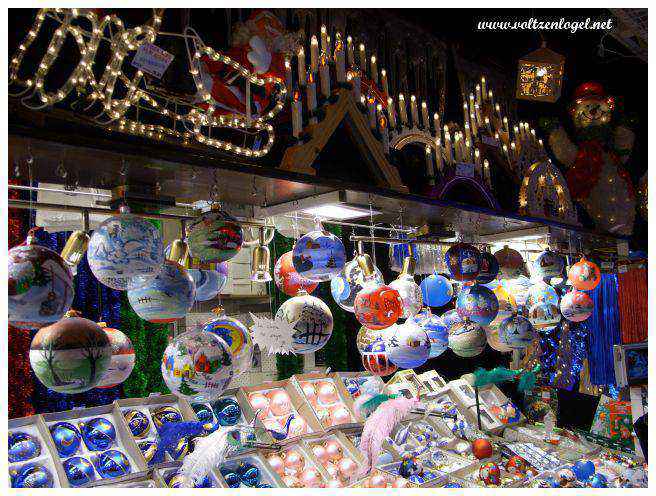 Marché artisanal : Art et traditions d'Alsace.