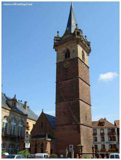 Architecture Renaissance de l'Hôtel de Ville d'Obernai.