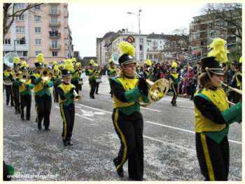 Strasbourg en fête, Cortège carnavalesque animant les rues de la ville