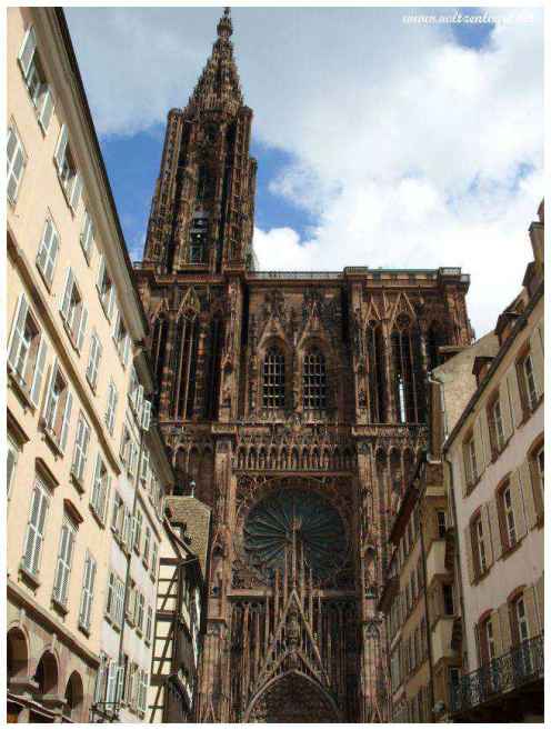 La cathédrale Notre-Dame de Strasbourg en Alsace