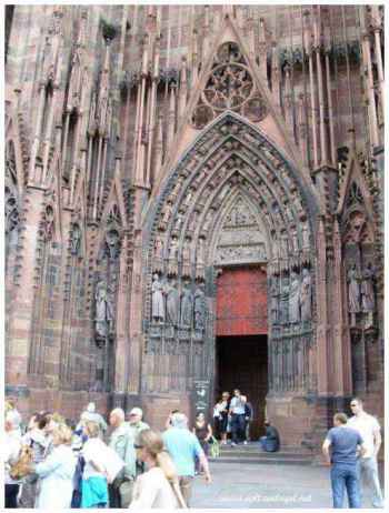La cathédrale de Strasbourg ; Strasbourg en Alsace