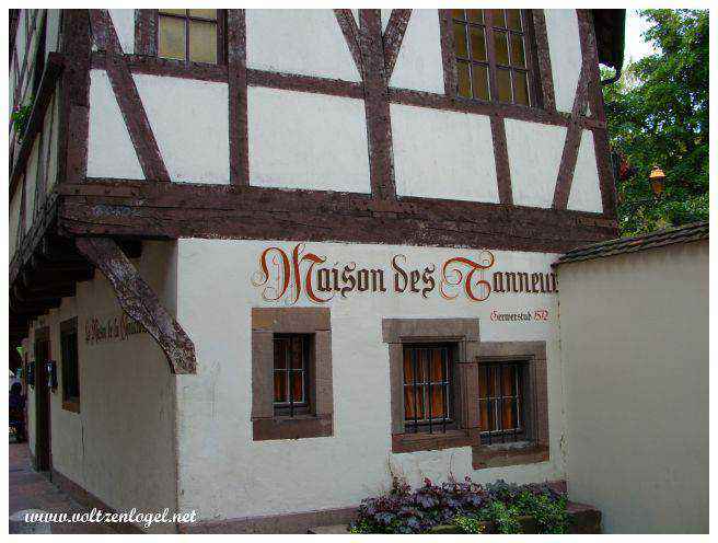 La Maison des Tanneurs à Strasbourg ; La place Benjamin-Zix