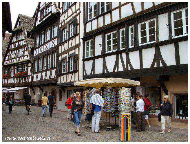 Le vieux Strasbourg historique ; Les maisons alsaciennes à colombages
