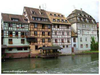 Le bateau-lavoir ; Terrasse originale à Strasbourg