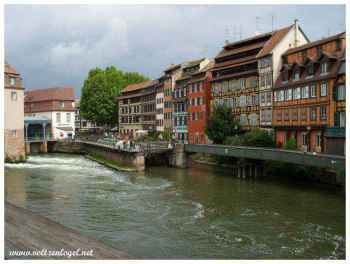 Quartier pittoresque, musées, galeries d'art, Strasbourg touristique