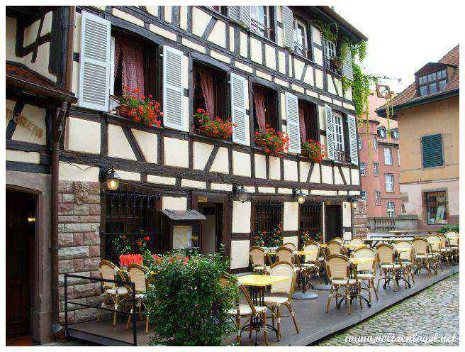 Restaurant Au Pont St. Martin ; Belle terrasse rue Des Moulins à Strasbourg