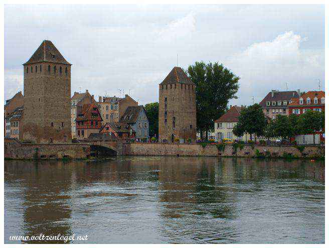 Charme de la Petite France : maisons à colombages.