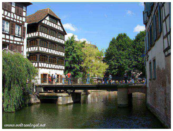 Le pont tournant de la Petite France à Strasbourg