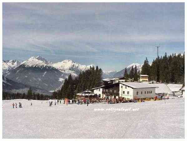 Alpages d'Ehrwald, station de ski au Tyrol en Autriche