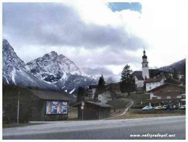 Du village Alpin d'Ehrwald vers la station de ski de Lermoos au Tyrol