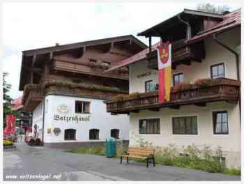 Seefeld au Tyrol. Das Batzenhäusl, hotel restaurant au charme tyrolien à Seefeld