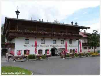 Seefeld au Tyrol. Hôtel Gasthof Batzenhaeusl mit Tiroler Charme in Seefeld