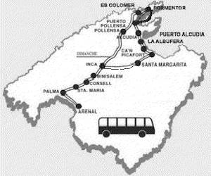 Excursion en bus à Majorque, avec des vues sur les paysages et plages spectaculaires, incluant le marché de Santa Maria et la plage de Formentor