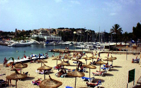 Plage paisible à Paguera, Majorque